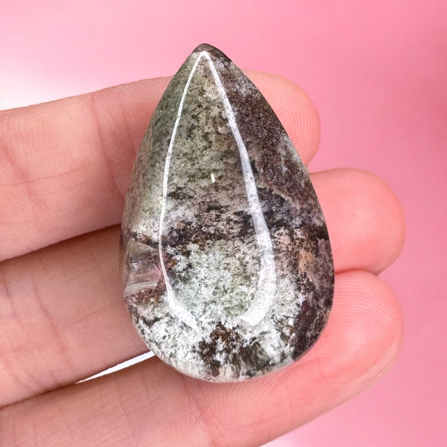 Garden Quartz Cab
