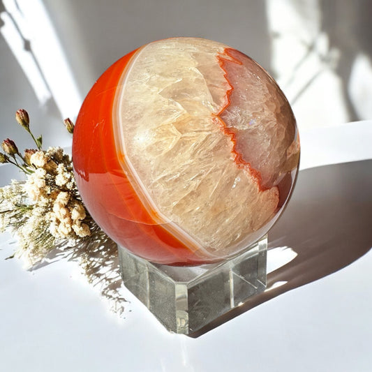 Carnelian Sphere (d) 6cm