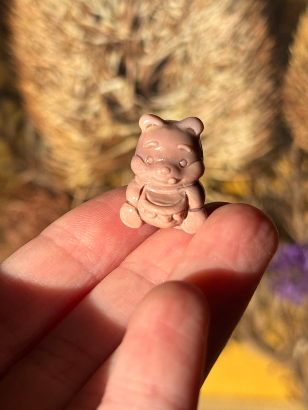 Alashan Agate Mini Winnie the Pooh Carving