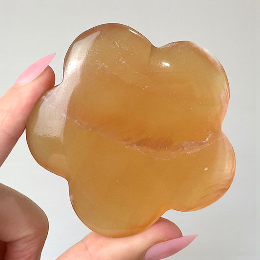 Honey Calcite Daisy Carving