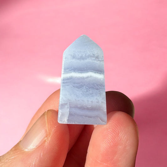 Mini Blue Lace Agate Point (a)