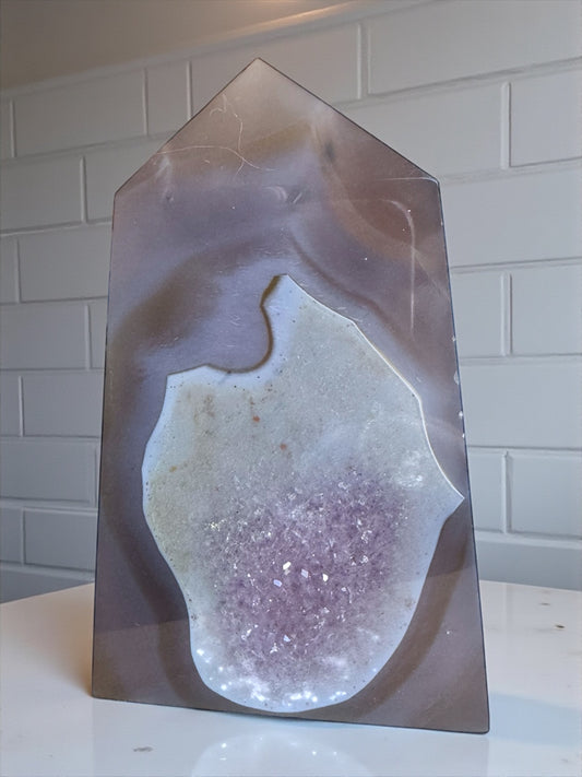 Druzy Agate and Amethyst Tower 12cm