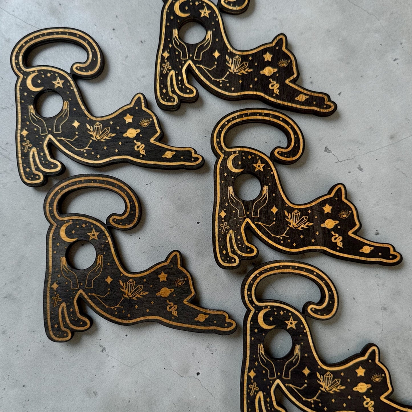 “Biggggg Stretch” Wooden Sphere Stand