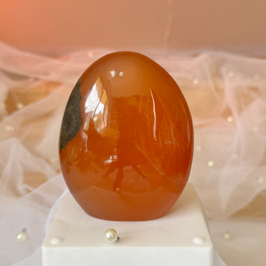Honey Calcite Freeform (c)