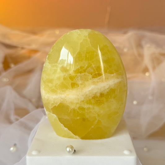 Lemon Calcite Freeform (a)