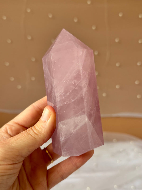 Lavender Rose Quartz Tower (k)