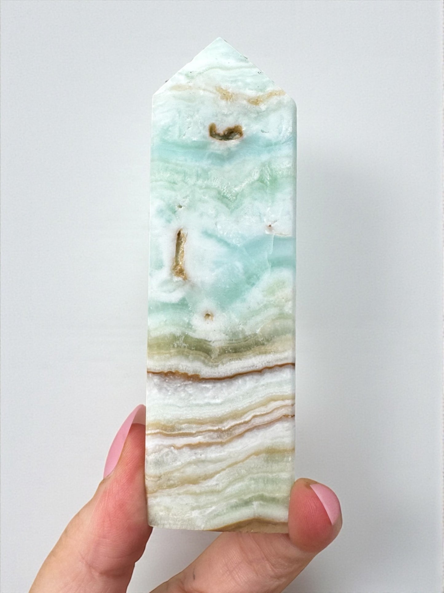 Aragonite Tower 11cm (C)