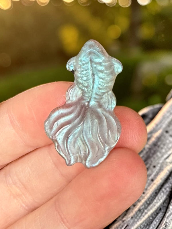 Flashy Labradorite Mini Fish Carving