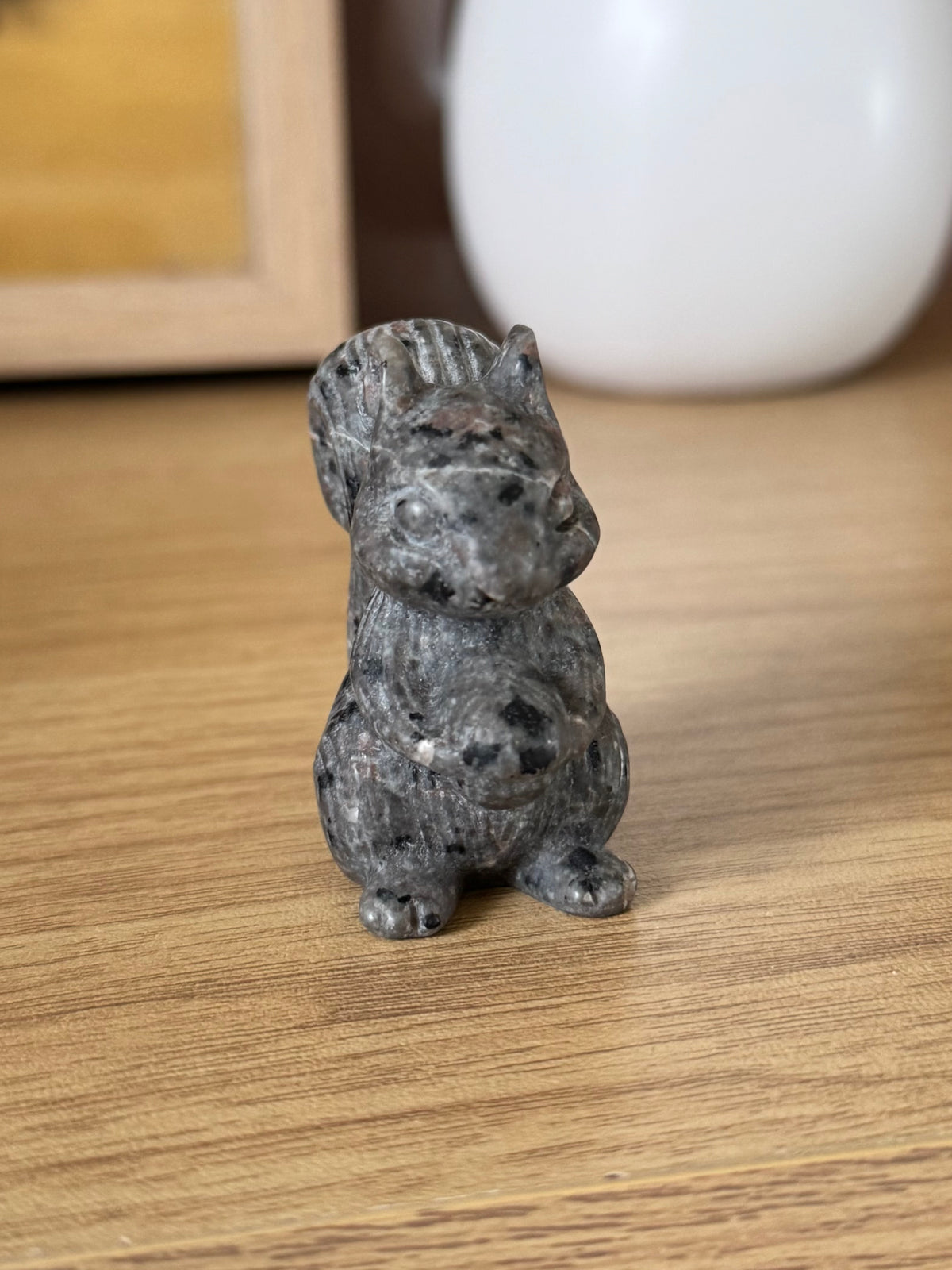 Yooperlite Squirrel Carving