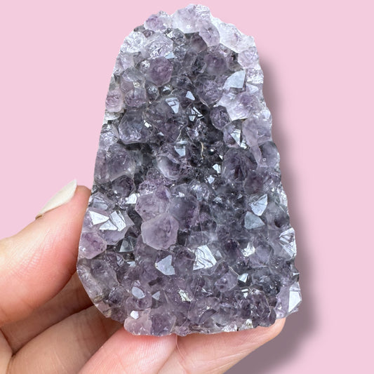 Small Amethyst Cutbase (f)