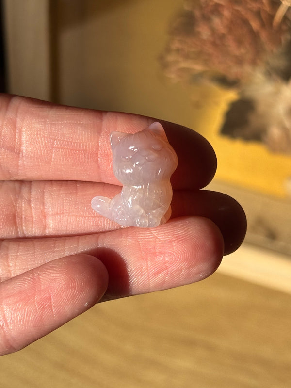 Alashan Agate Mini Cat Carving