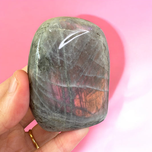 Labradorite Freeform (doesn’t stand)