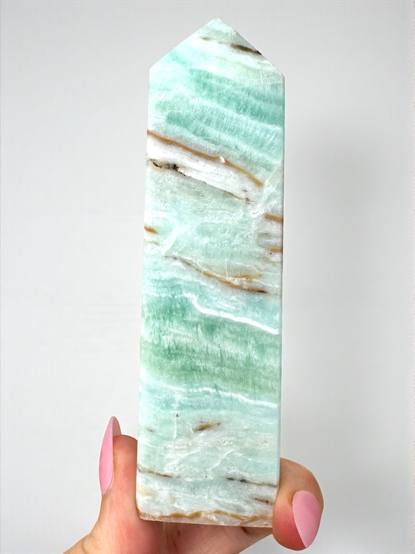 Aragonite Tower 11cm (B)