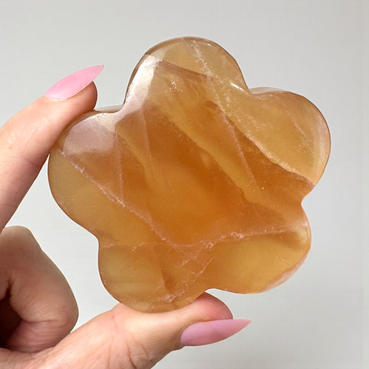 Honey Calcite Daisy Carving