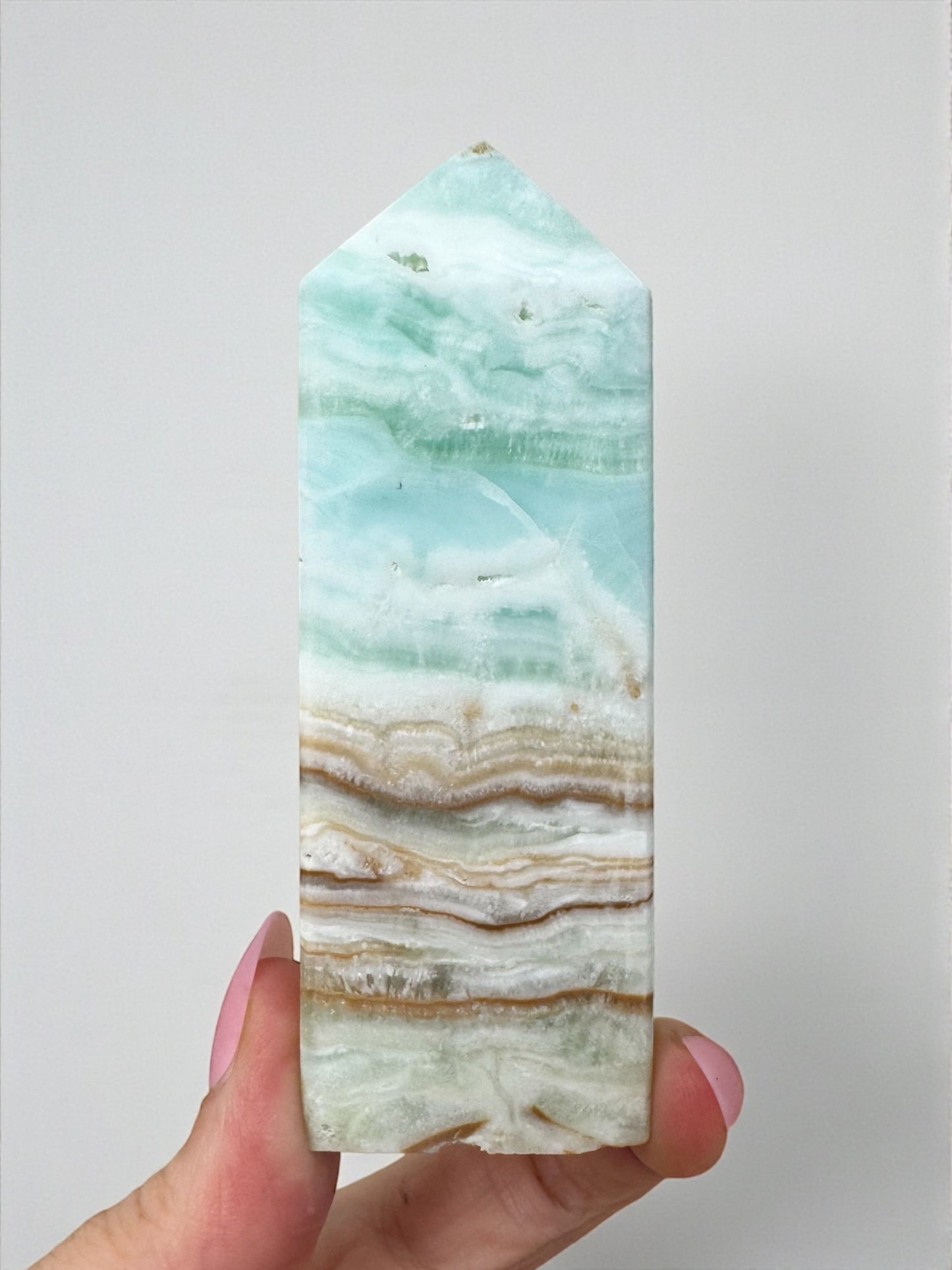 Aragonite Tower 9.5cm (D)