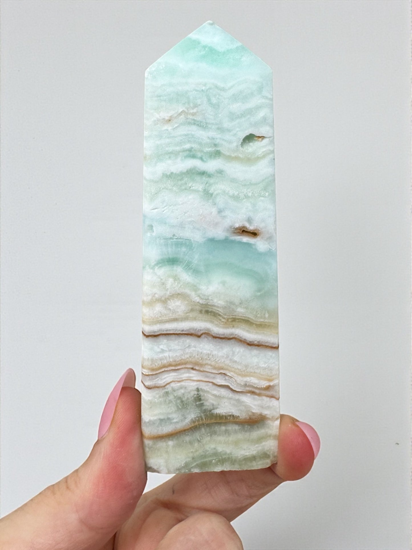 Aragonite Tower 11cm (A)