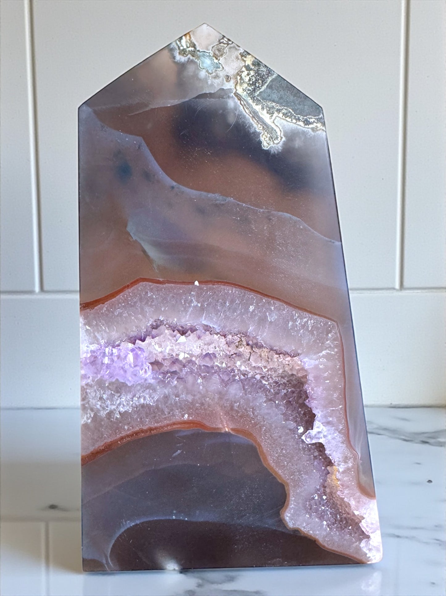 Druzy Agate and Amethyst Tower 16cm (doesn’t stand well)