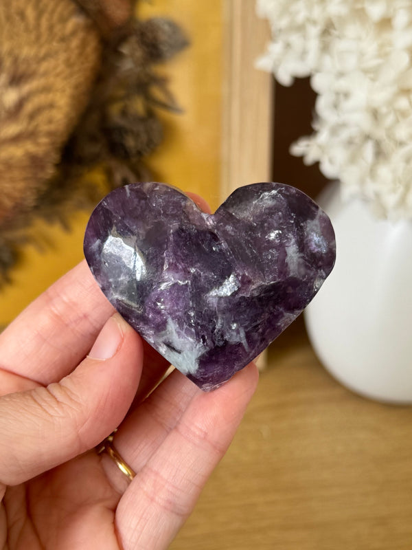 Mica Heart Carving