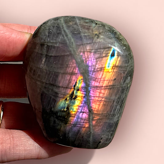Labradorite Freefrom