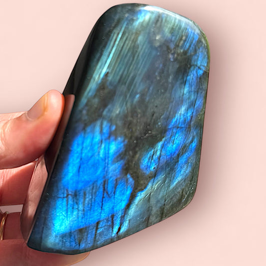 Labradorite Freefrom