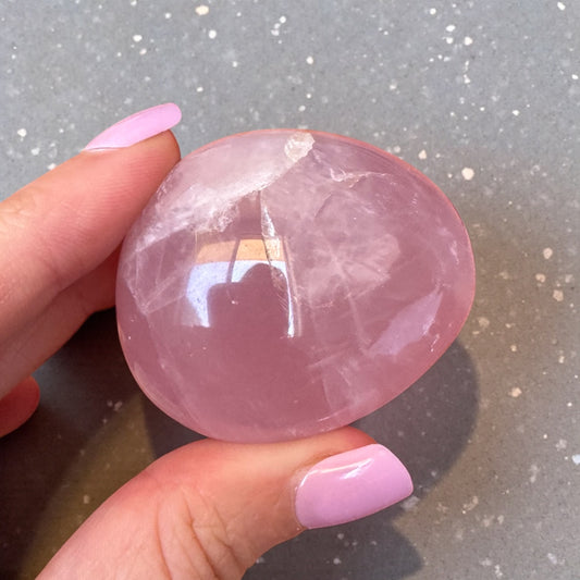 Rose Quartz Palmstone (b)
