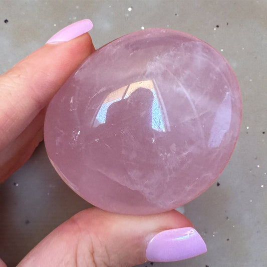 Rose Quartz Palmstone (b)