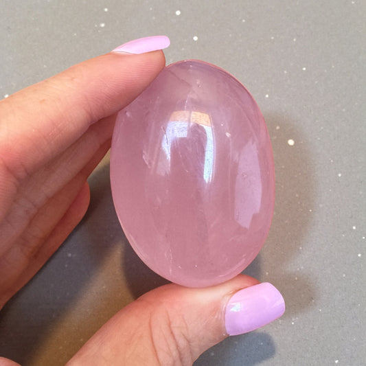 Rose Quartz Palmstone (e)