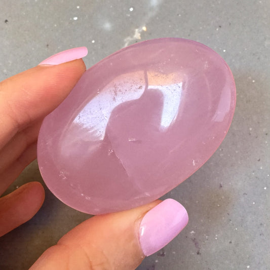 Rose Quartz Palmstone (b)