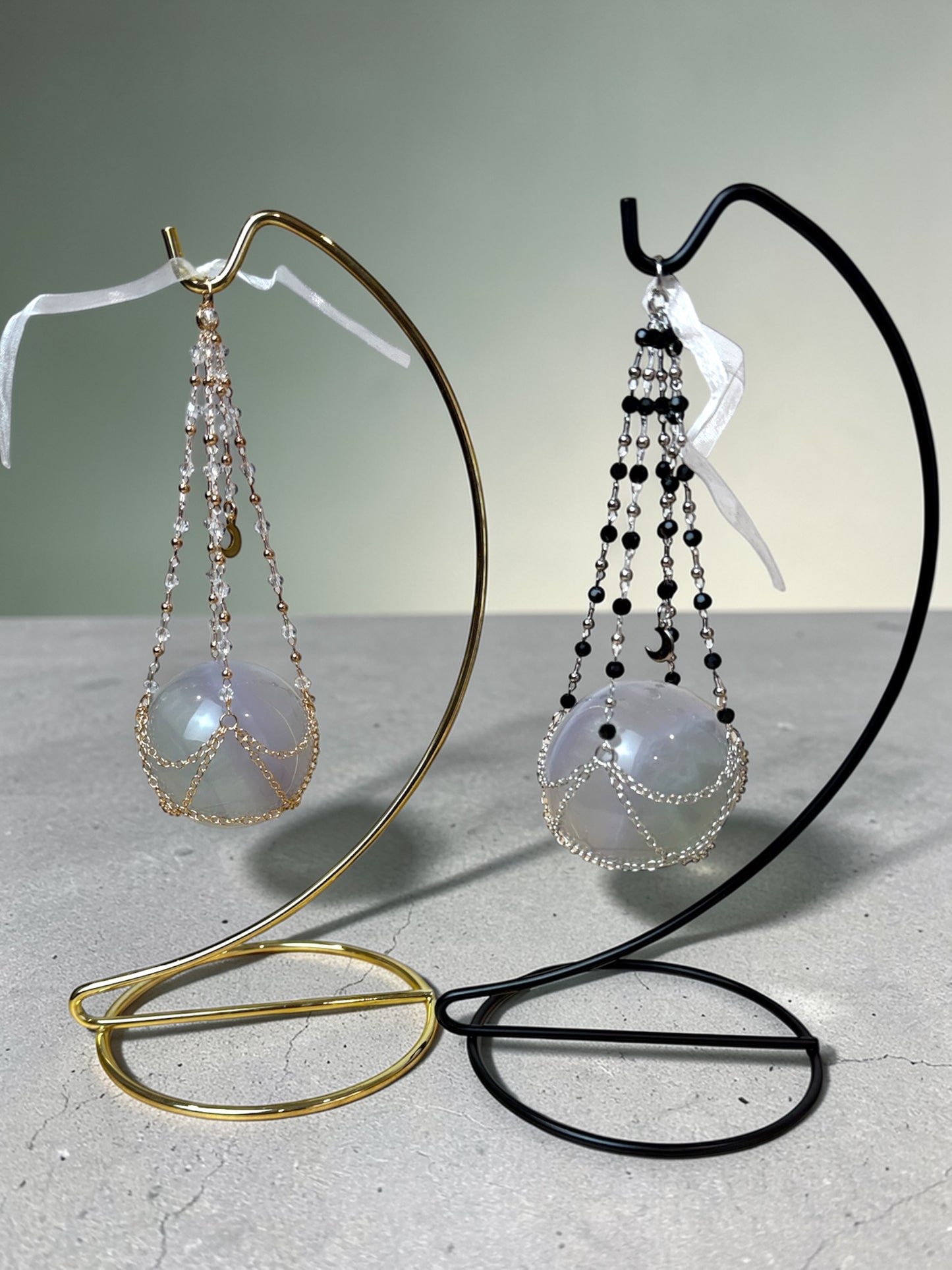 Hanging Sphere Stand